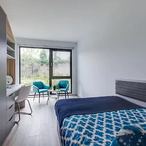 Yugo Explore - Highfield Park Apartment Dublin